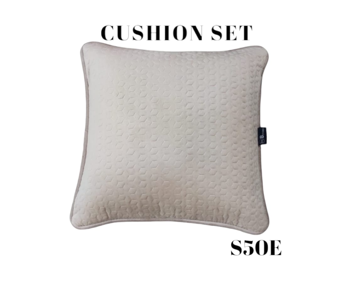 CUSHION SET